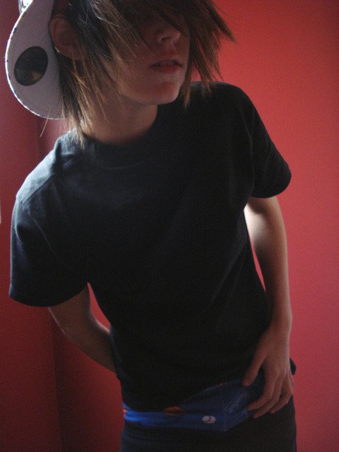 Mm, nice boy... Whazzup?
