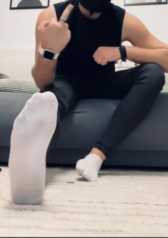 Do you want to see my feet little bitch?😈