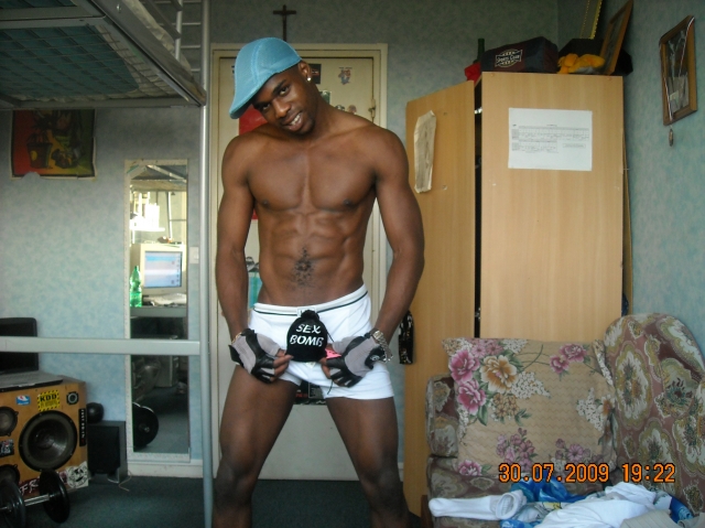 Cedric (sex bomb)