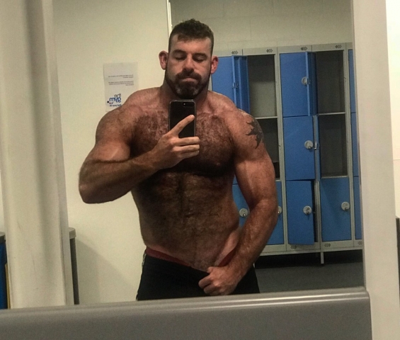 HAIRY BRIT 2