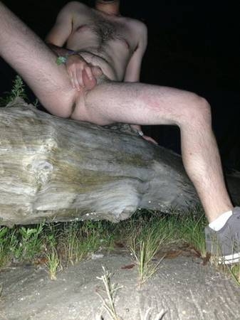 streaker bobby shows  someone else