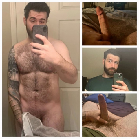 Naked Male Selfie