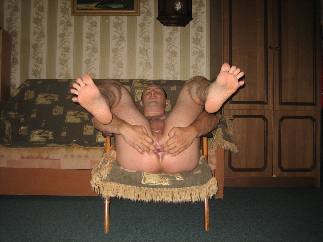 fool around in the chair