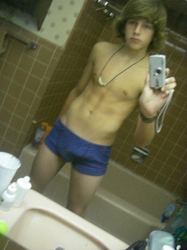 Tooth 1shirtless teen selfpic