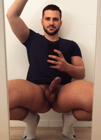 Stud Takes A Selfie