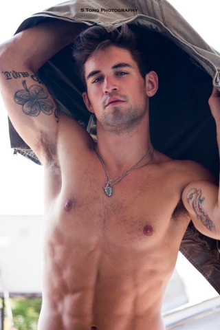 HUNKY BENJ***N