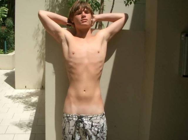 Show me your cleanshaved pubes!