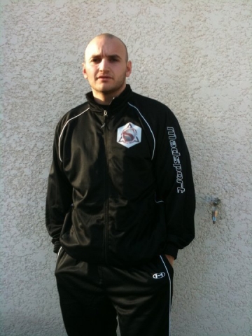 Sofian : french bouncer