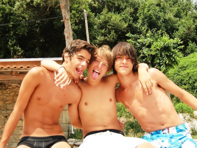 Hottt!!! Hottt!!! Hottt!!! 2