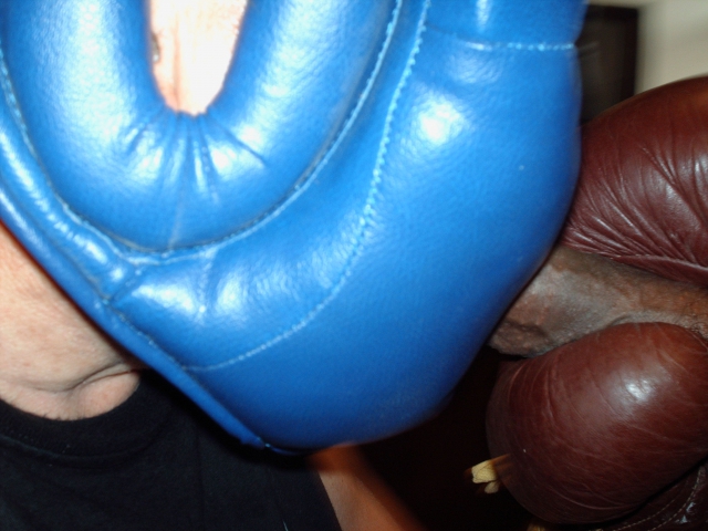 cocksucking kinkboxer