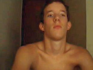 Falso Perfil.  Feo. Mal En Internet