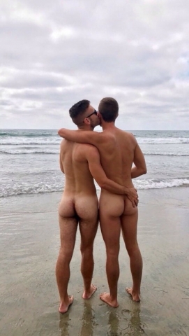 kiss