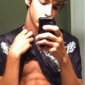 XskyzX Selfies 952