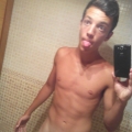 XskyzX Selfies 952