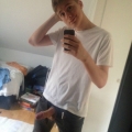 XskyzX Selfies 975