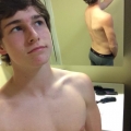 XskyzX Selfies 834