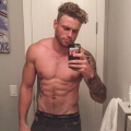 Gus Kenworthy (14 Pics)
