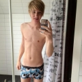 XskyzX Selfies 960