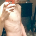 XskyzX Selfies 842