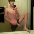 XskyzX Selfies 938