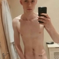 XskyzX Selfies 938