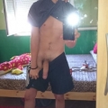 XskyzX Selfies 938