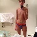 XskyzX Selfies 974