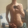 XskyzX Selfies 822