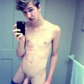 XskyzX Selfies 981