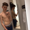 XskyzX Selfies 981