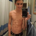 XskyzX Selfies 981