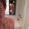 XskyzX Selfies 813