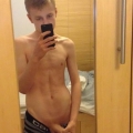 XskyzX Selfies 811