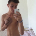 XskyzX Selfies 811