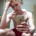 XskyzX Selfies 1025