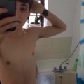 XskyzX Selfies 1025